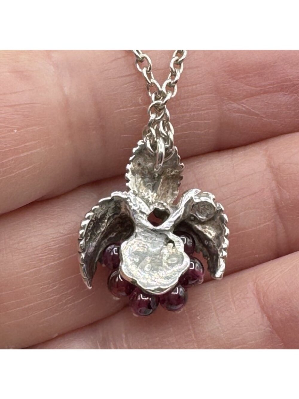 Wine Motif Pendant Necklace Sterling Amethyst Bead Grapes Leaves Gift Box - Picture 10 of 16